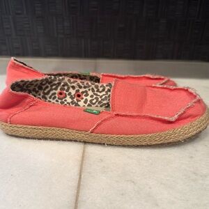 NWT Sanuk Fiona Shoe